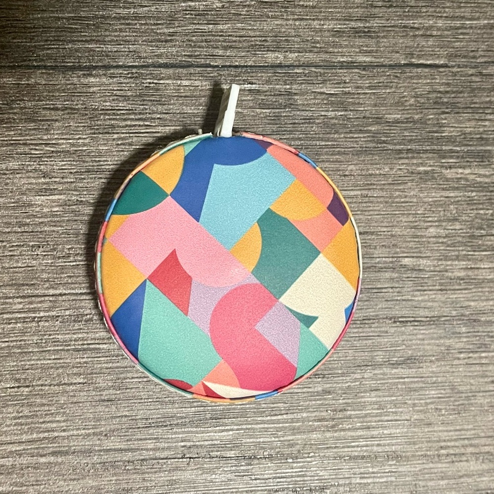 Geometric compact measuring tape - Picture 2 of 3